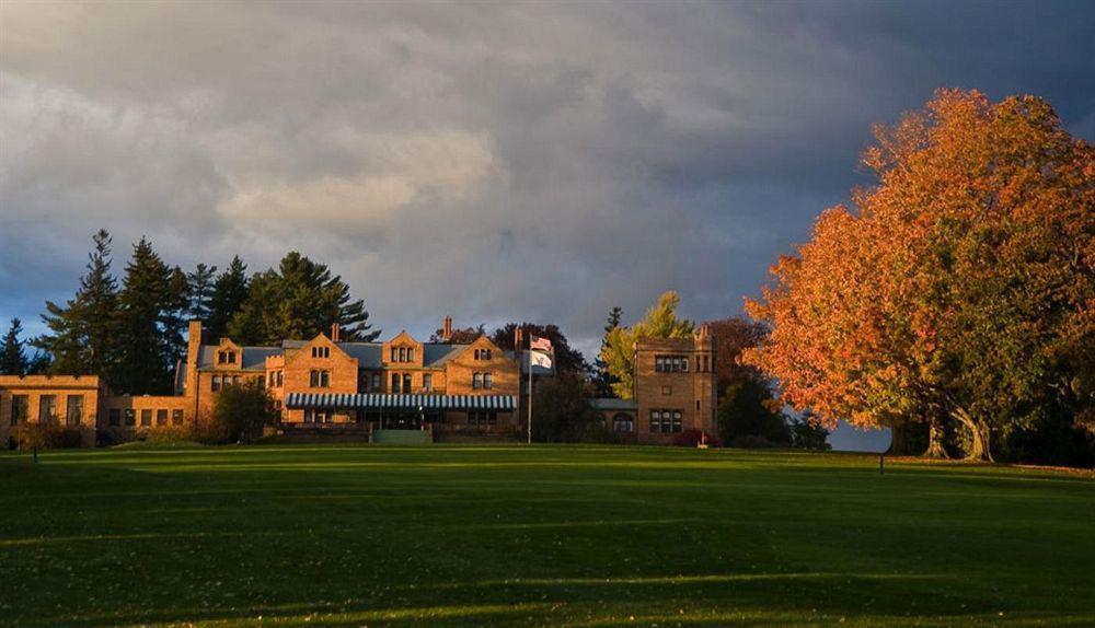 Cranwell Spa And Golf Resort (Adults Only) Lenox Exterior photo
