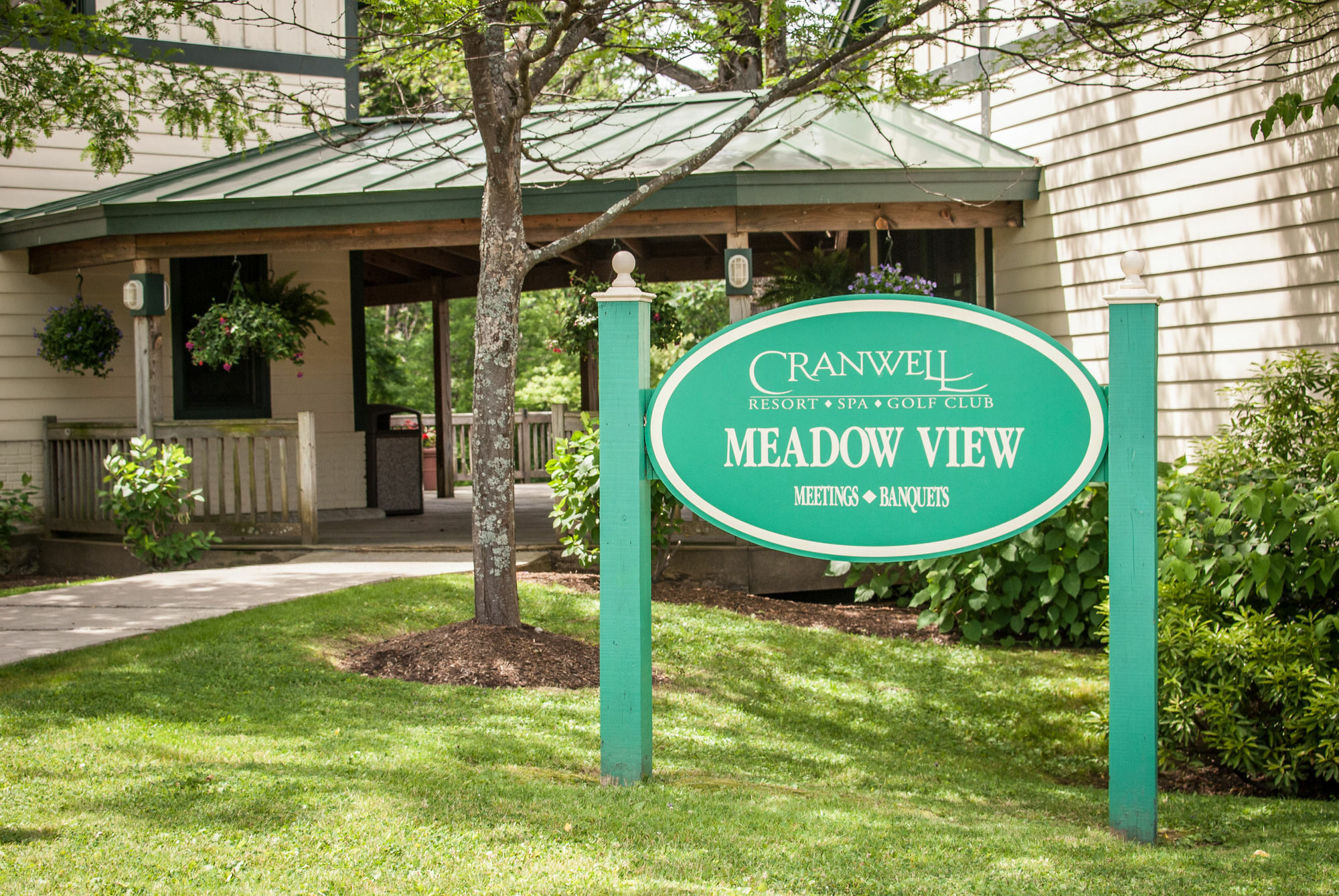 Cranwell Spa And Golf Resort (Adults Only) Lenox Exterior photo